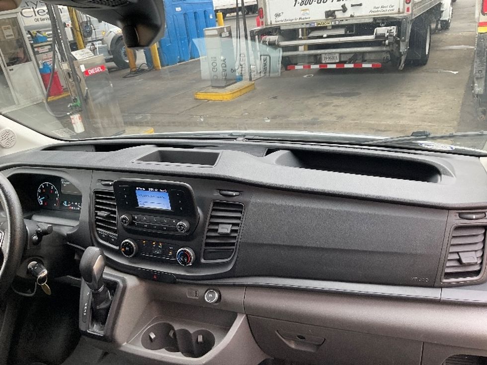Cargo Van (Panel Van)-Light and Medium Duty Trucks-Ford-2023-Transit 250-Alexandria-VA-44,055\n\t\tmiles-$ 35,750 - Image 21