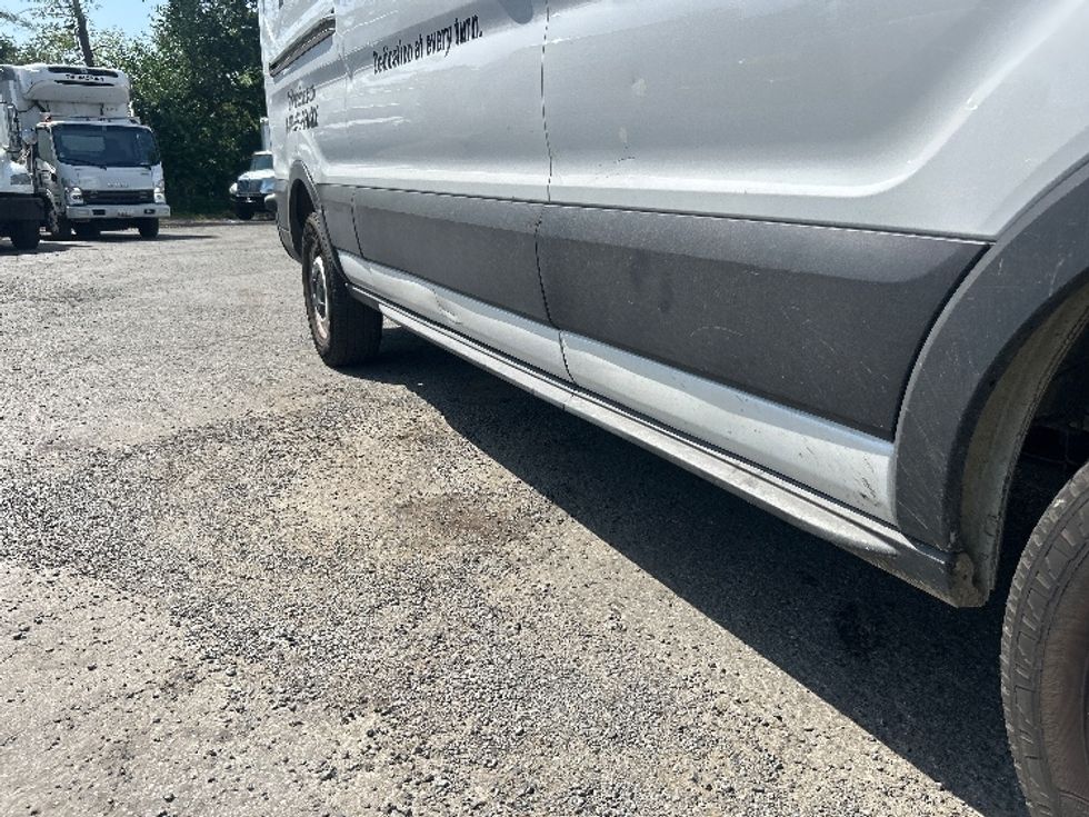 Cargo Van (Panel Van)-Light and Medium Duty Trucks-Ford-2023-Transit 250-Alexandria-VA-63,279\n\t\tmiles-$ 42,500 - Image 14