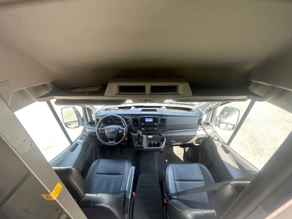 Cargo Van (Panel Van)-Light and Medium Duty Trucks-Ford-2023-Transit 250-Alexandria-VA-63,279\n\t\tmiles-$ 42,500 - Image 26