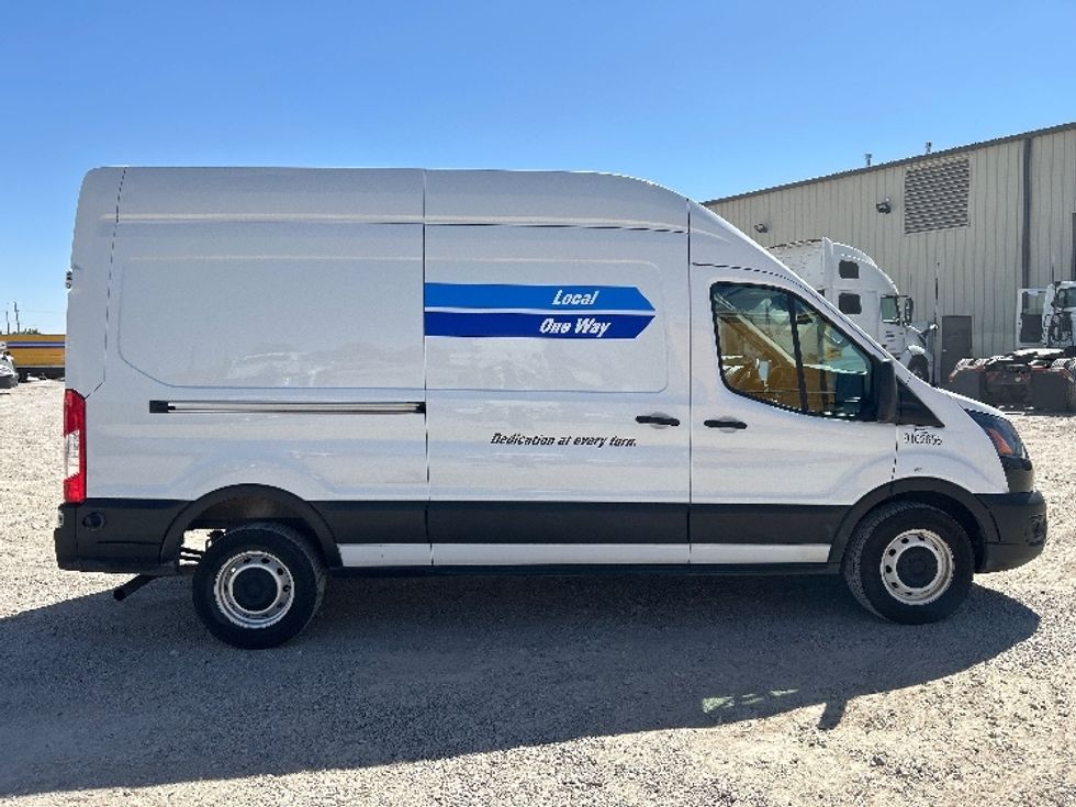 Cargo Van (Panel Van)-Light and Medium Duty Trucks-Ford-2023-Transit 250-Amarillo-TX-120,081\n\t\tmiles-$ 34,500 - Image 14