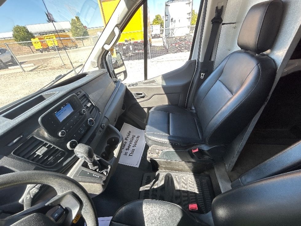 Cargo Van (Panel Van)-Light and Medium Duty Trucks-Ford-2023-Transit 250-Amarillo-TX-120,081\n\t\tmiles-$ 34,500 - Image 18