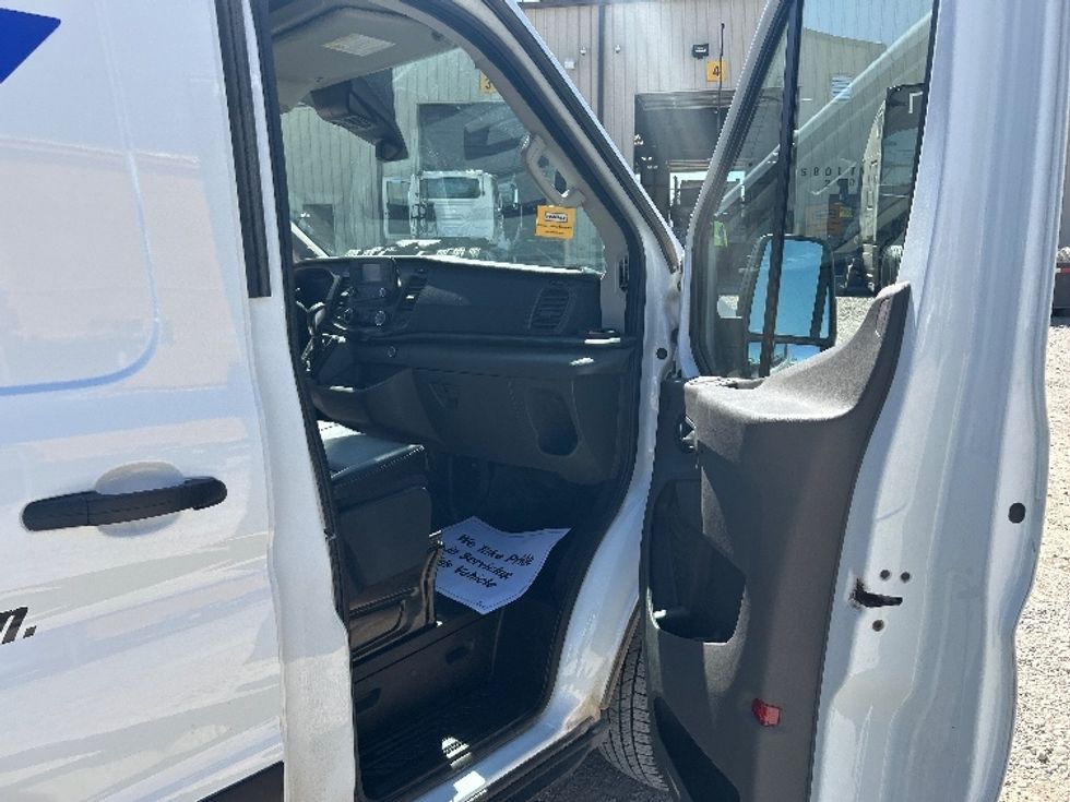 Cargo Van (Panel Van)-Light and Medium Duty Trucks-Ford-2023-Transit 250-Amarillo-TX-120,081\n\t\tmiles-$ 34,500 - Image 19