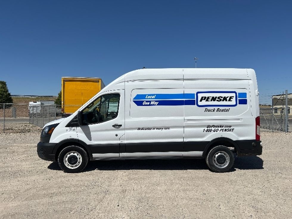 Cargo Van (Panel Van)-Light and Medium Duty Trucks-Ford-2023-Transit 250-Amarillo-TX-120,081\n\t\tmiles-$ 34,500 - Image 4