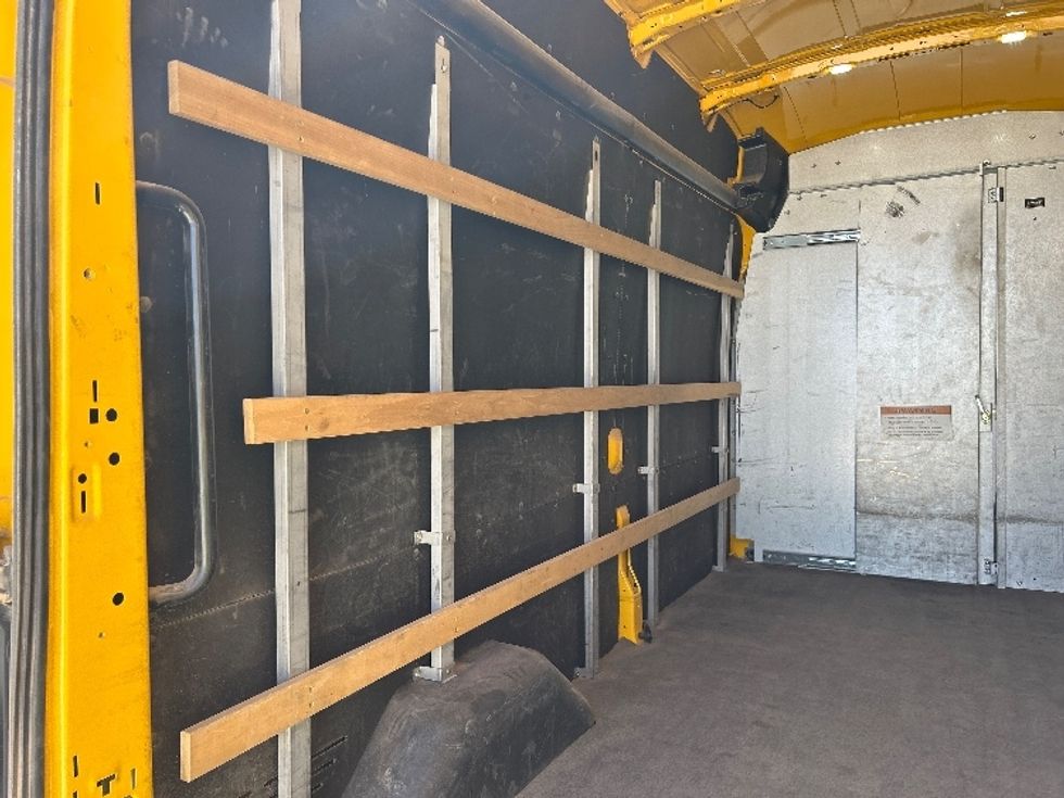 Cargo Van (Panel Van)-Light and Medium Duty Trucks-Ford-2023-Transit 250-Amarillo-TX-145,560\n\t\tmiles-$ 28,000 - Image 10