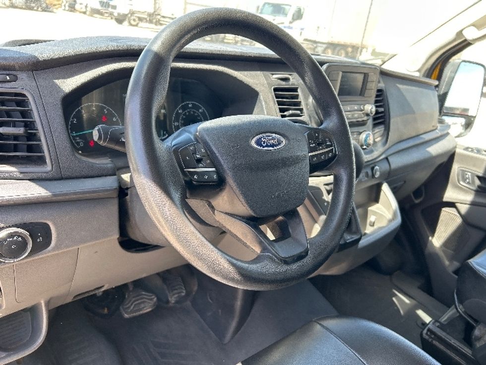 Cargo Van (Panel Van)-Light and Medium Duty Trucks-Ford-2023-Transit 250-Amarillo-TX-145,560\n\t\tmiles-$ 28,000 - Image 16