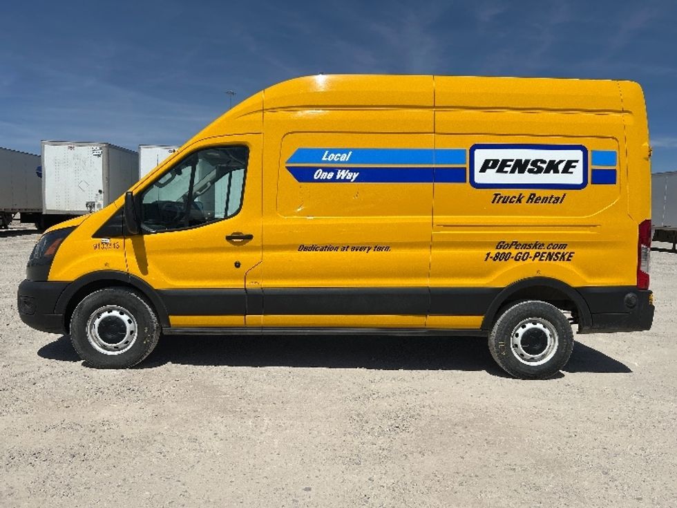 Cargo Van (Panel Van)-Light and Medium Duty Trucks-Ford-2023-Transit 250-Amarillo-TX-145,560\n\t\tmiles-$ 28,000 - Image 4
