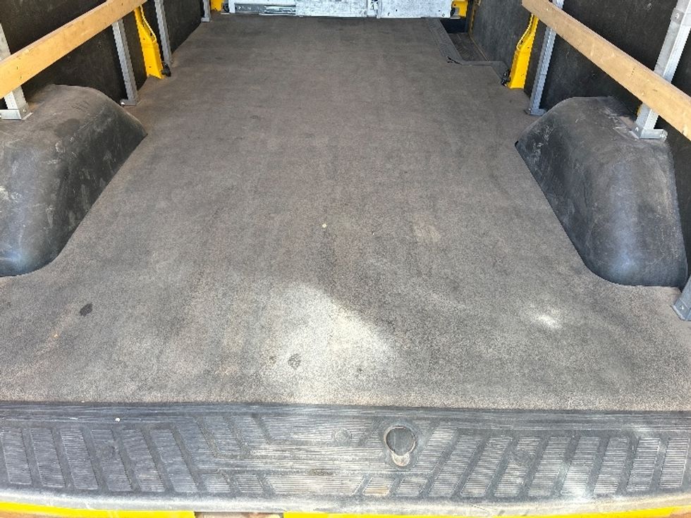Cargo Van (Panel Van)-Light and Medium Duty Trucks-Ford-2023-Transit 250-Amarillo-TX-145,560\n\t\tmiles-$ 28,000 - Image 9