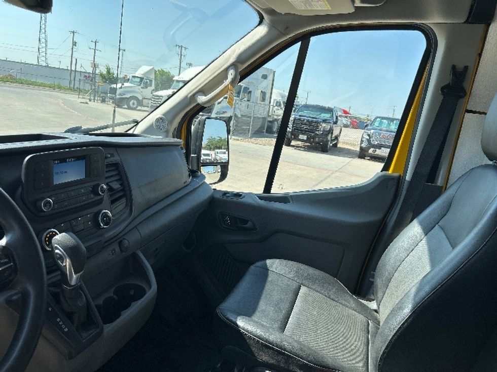 Cargo Van (Panel Van)-Light and Medium Duty Trucks-Ford-2023-Transit 250-Amarillo-TX-57,035\n\t\tmiles-$ 45,500 - Image 19