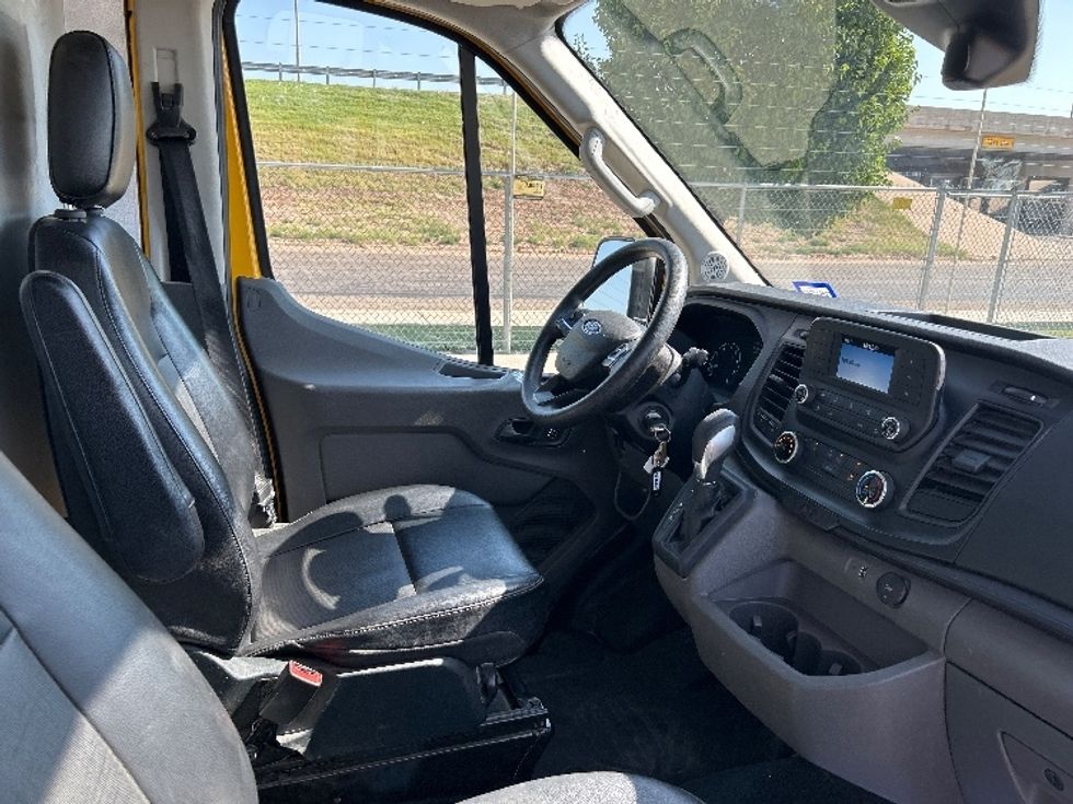 Cargo Van (Panel Van)-Light and Medium Duty Trucks-Ford-2023-Transit 250-Amarillo-TX-57,035\n\t\tmiles-$ 45,500 - Image 22