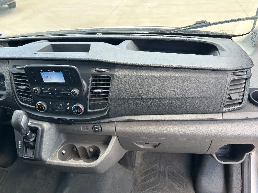 Cargo Van (Panel Van)-Light and Medium Duty Trucks-Ford-2023-Transit 250-Amarillo-TX-71,120\n\t\tmiles-$ 42,250 - Image 21