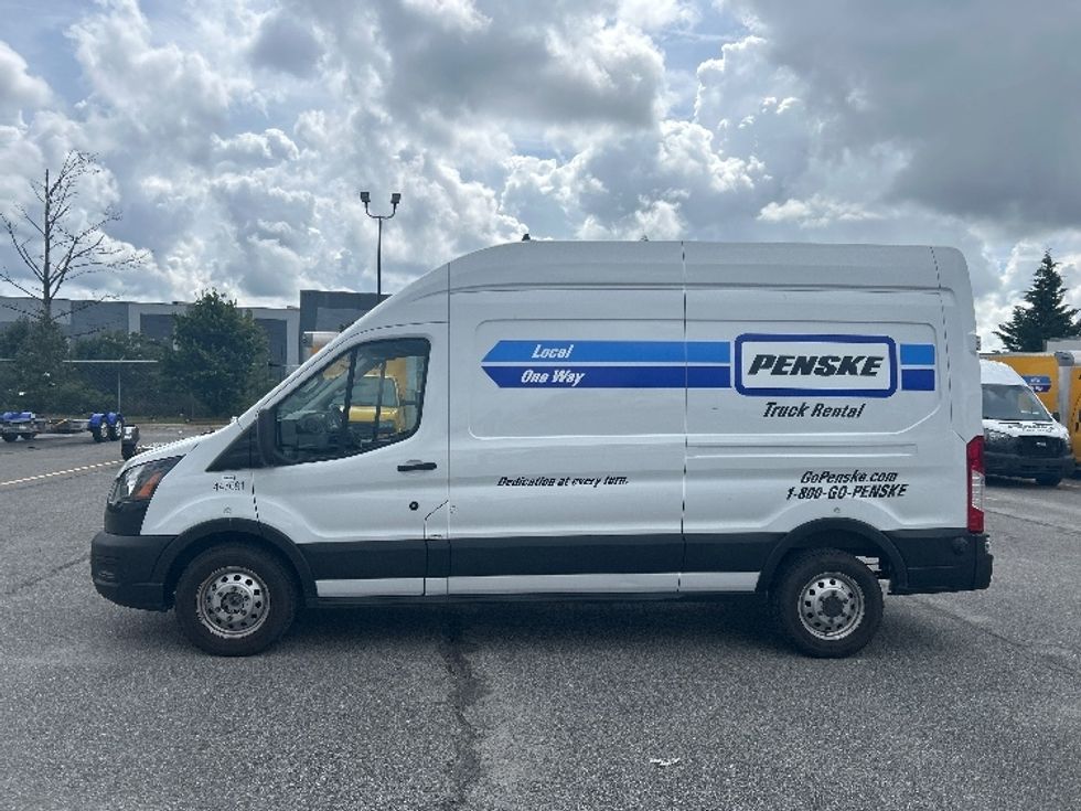 Cargo Van (Panel Van)-Light and Medium Duty Trucks-Ford-2023-Transit 250-Atlanta (Forest Park)-GA-41,522\n\t\tmiles-$ 52,750 - Image 4