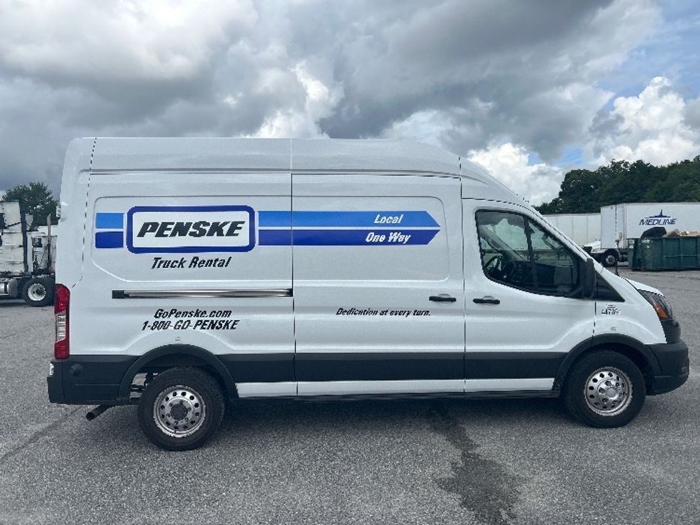 Cargo Van (Panel Van)-Light and Medium Duty Trucks-Ford-2023-Transit 250-Atlanta (Forest Park)-GA-41,522\n\t\tmiles-$ 52,750 - Image 15