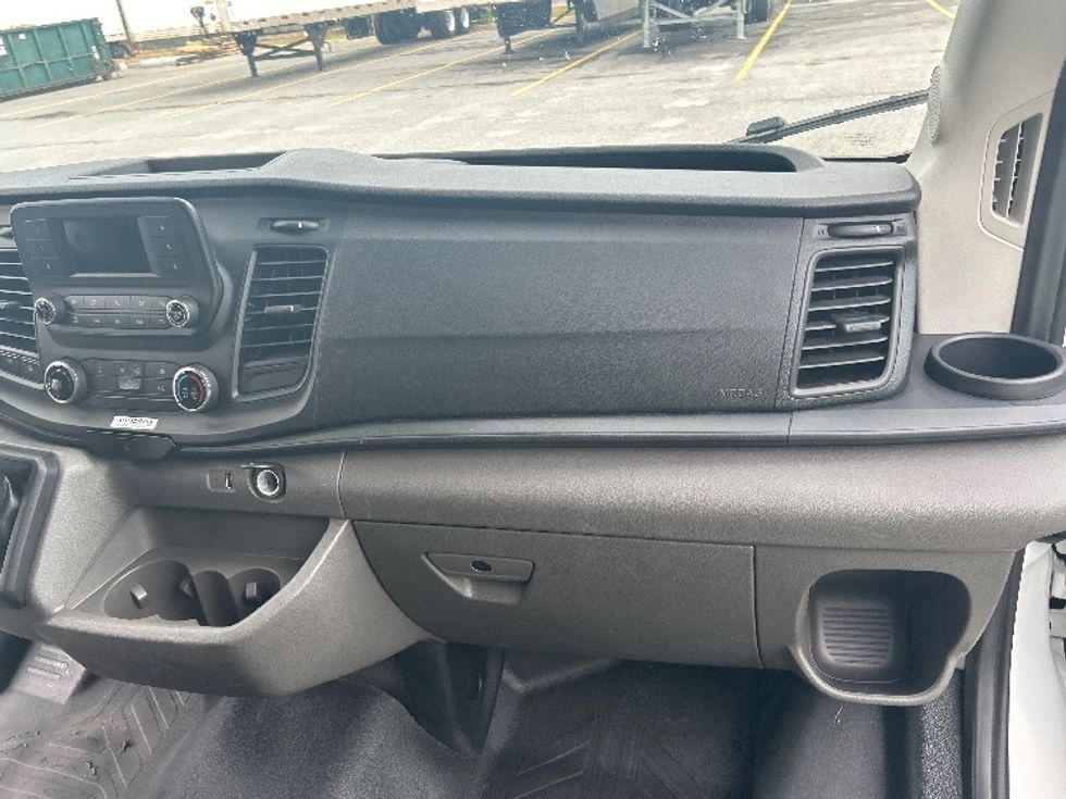 Cargo Van (Panel Van)-Light and Medium Duty Trucks-Ford-2023-Transit 250-Atlanta (Forest Park)-GA-41,522\n\t\tmiles-$ 52,750 - Image 21