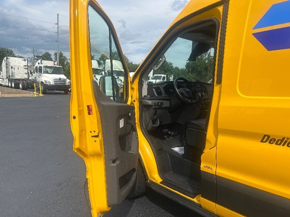Cargo Van (Panel Van)-Light and Medium Duty Trucks-Ford-2023-Transit 250-Atlanta (Forest Park)-GA-51,012\n\t\tmiles-$ 47,250 - Image 16