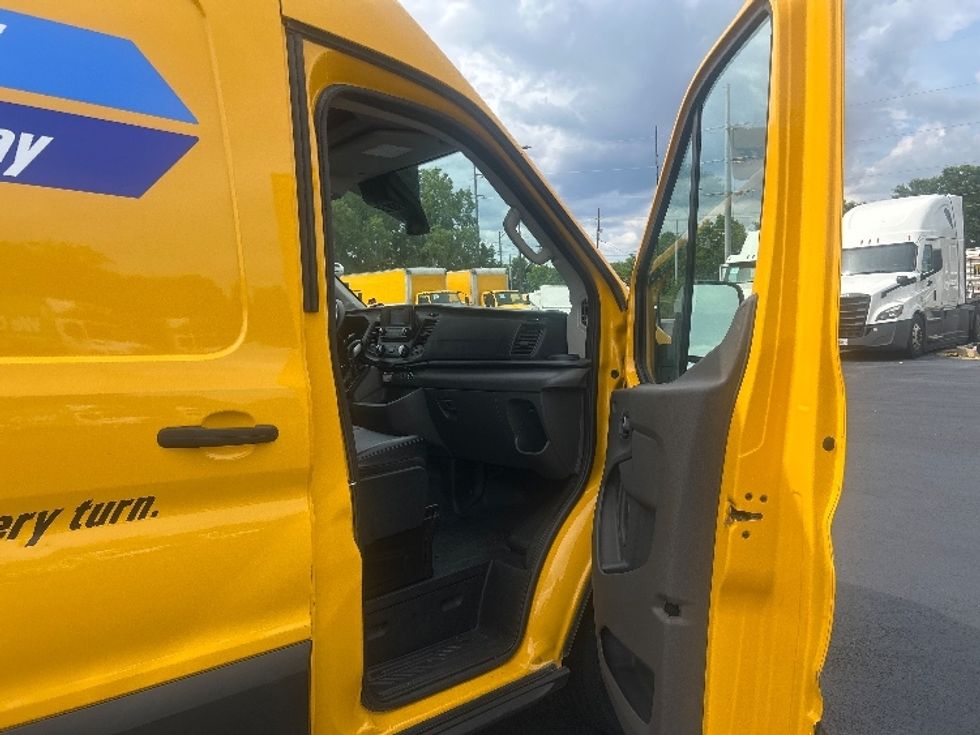 Cargo Van (Panel Van)-Light and Medium Duty Trucks-Ford-2023-Transit 250-Atlanta (Forest Park)-GA-51,012\n\t\tmiles-$ 47,250 - Image 20