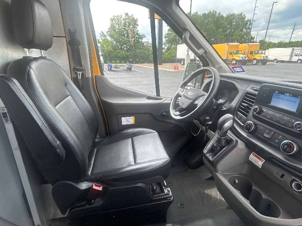 Cargo Van (Panel Van)-Light and Medium Duty Trucks-Ford-2023-Transit 250-Atlanta (Forest Park)-GA-51,012\n\t\tmiles-$ 47,250 - Image 22