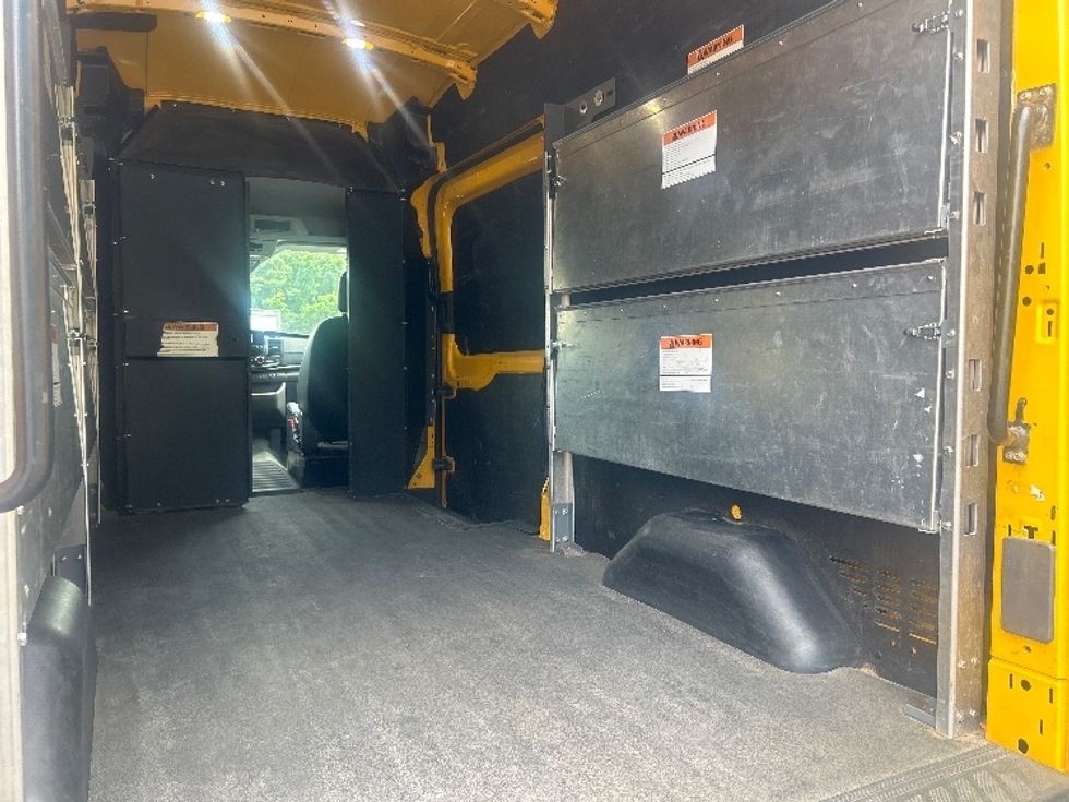 Cargo Van (Panel Van)-Light and Medium Duty Trucks-Ford-2023-Transit 250-Atlanta (Forest Park)-GA-75,924\n\t\tmiles-$ 39,750 - Image 12