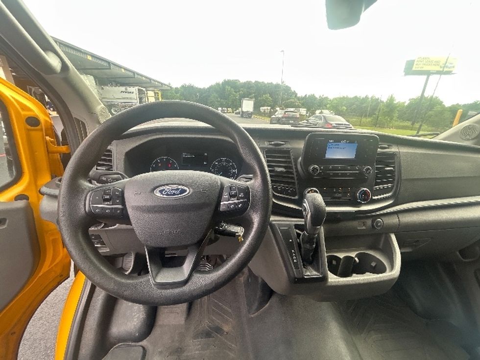 Cargo Van (Panel Van)-Light and Medium Duty Trucks-Ford-2023-Transit 250-Atlanta (Forest Park)-GA-75,924\n\t\tmiles-$ 39,750 - Image 18