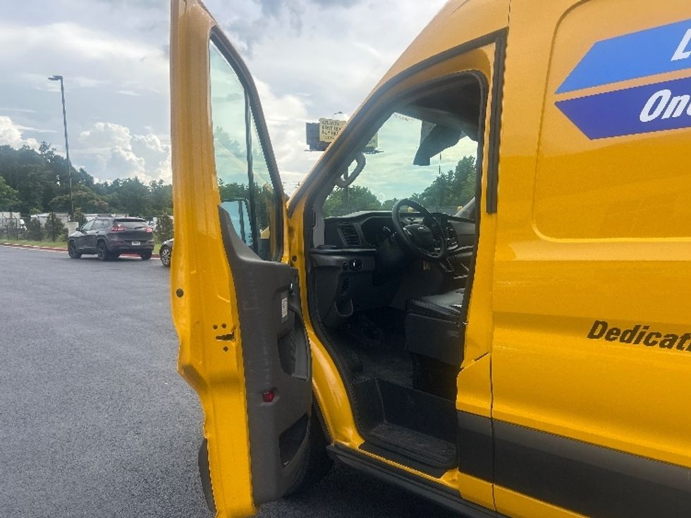 Cargo Van (Panel Van)-Light and Medium Duty Trucks-Ford-2023-Transit 250-Atlanta (Forest Park)-GA-75,924\n\t\tmiles-$ 39,750 - Image 16