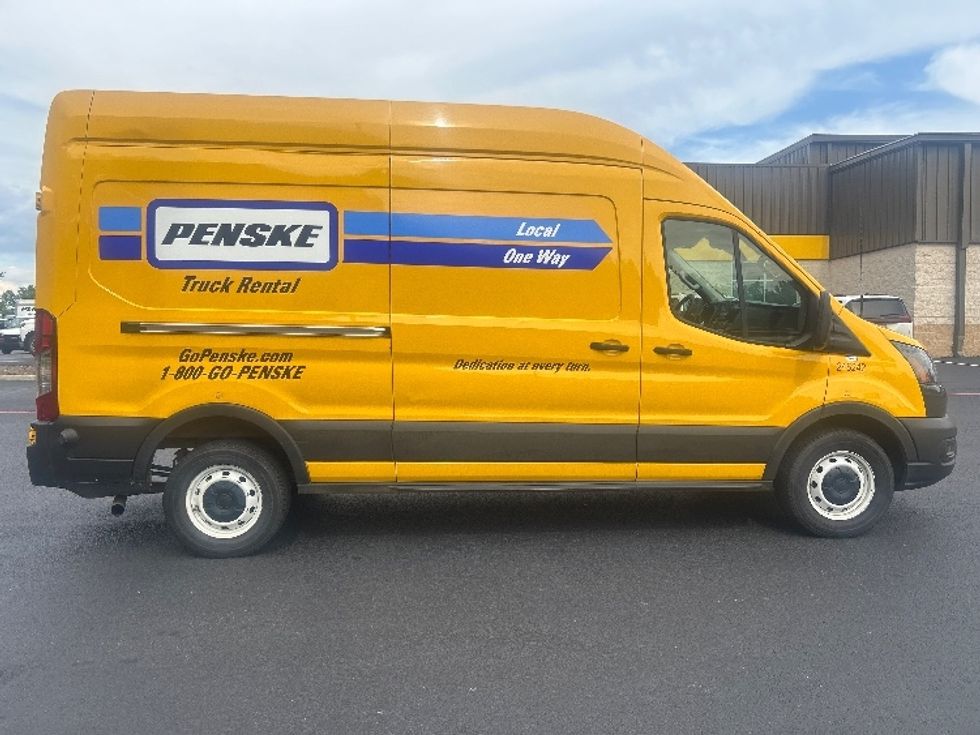 Cargo Van (Panel Van)-Light and Medium Duty Trucks-Ford-2023-Transit 250-Atlanta (Forest Park)-GA-75,924\n\t\tmiles-$ 39,750 - Image 15