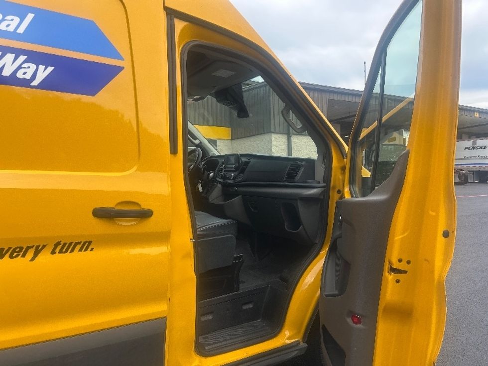 Cargo Van (Panel Van)-Light and Medium Duty Trucks-Ford-2023-Transit 250-Atlanta (Forest Park)-GA-75,924\n\t\tmiles-$ 39,750 - Image 20