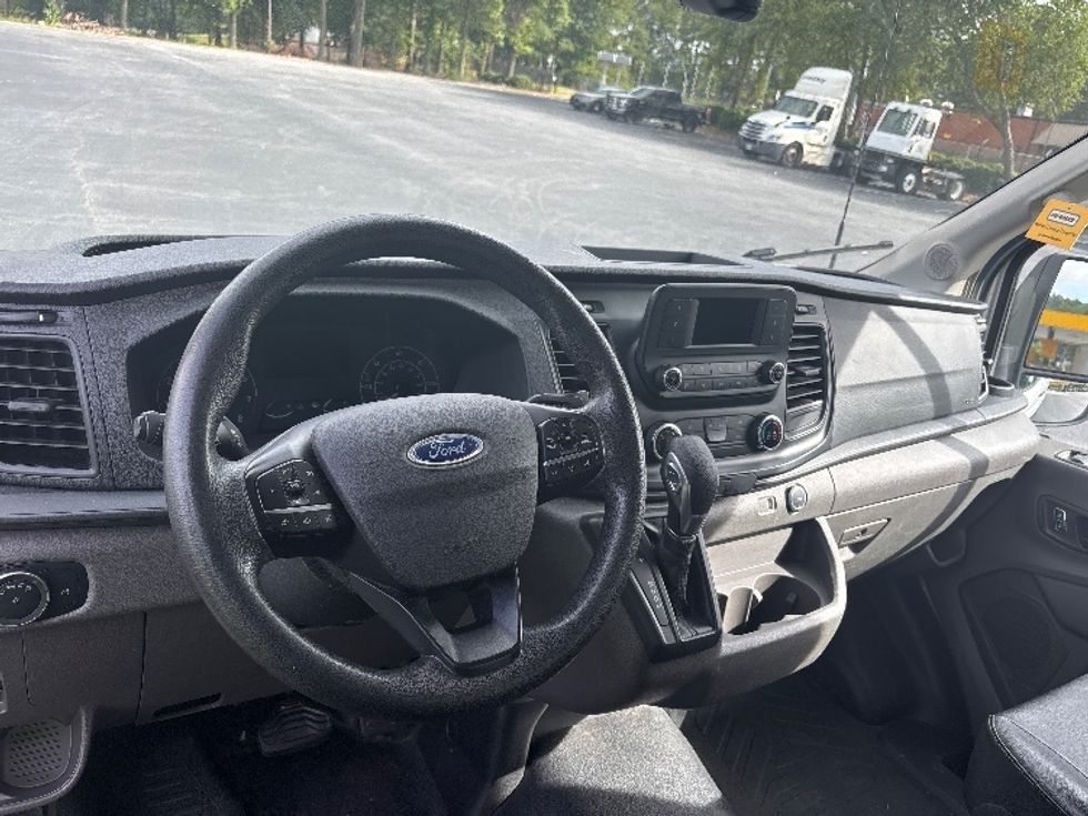 Cargo Van (Panel Van)-Light and Medium Duty Trucks-Ford-2023-Transit 250-Atlanta-GA-110,406\n\t\tmiles-$ 36,250 - Image 15