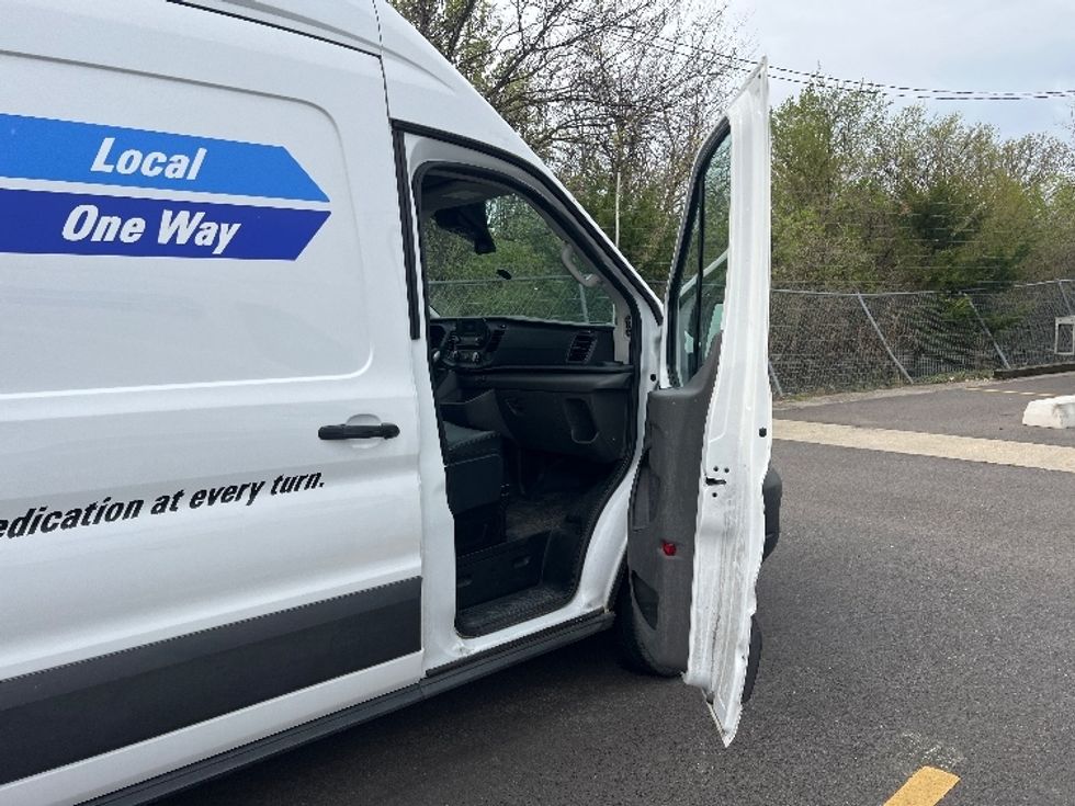 Cargo Van (Panel Van)-Light and Medium Duty Trucks-Ford-2023-Transit 250-Baltimore-MD-38,635\n\t\tmiles-$ 46,500 - Image 16