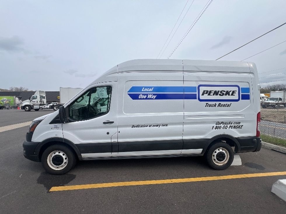 Cargo Van (Panel Van)-Light and Medium Duty Trucks-Ford-2023-Transit 250-Baltimore-MD-38,635\n\t\tmiles-$ 46,500 - Image 4