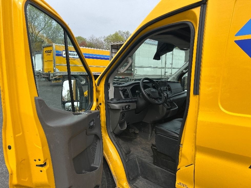 Cargo Van (Panel Van)-Light and Medium Duty Trucks-Ford-2023-Transit 250-Belcamp-MD-46,937\n\t\tmiles-$ 51,000 - Image 15