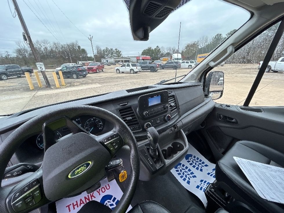 Cargo Van (Panel Van)-Light and Medium Duty Trucks-Ford-2023-Transit 250-Belden-MS-69,862\n\t\tmiles-$ 49,250 - Image 16