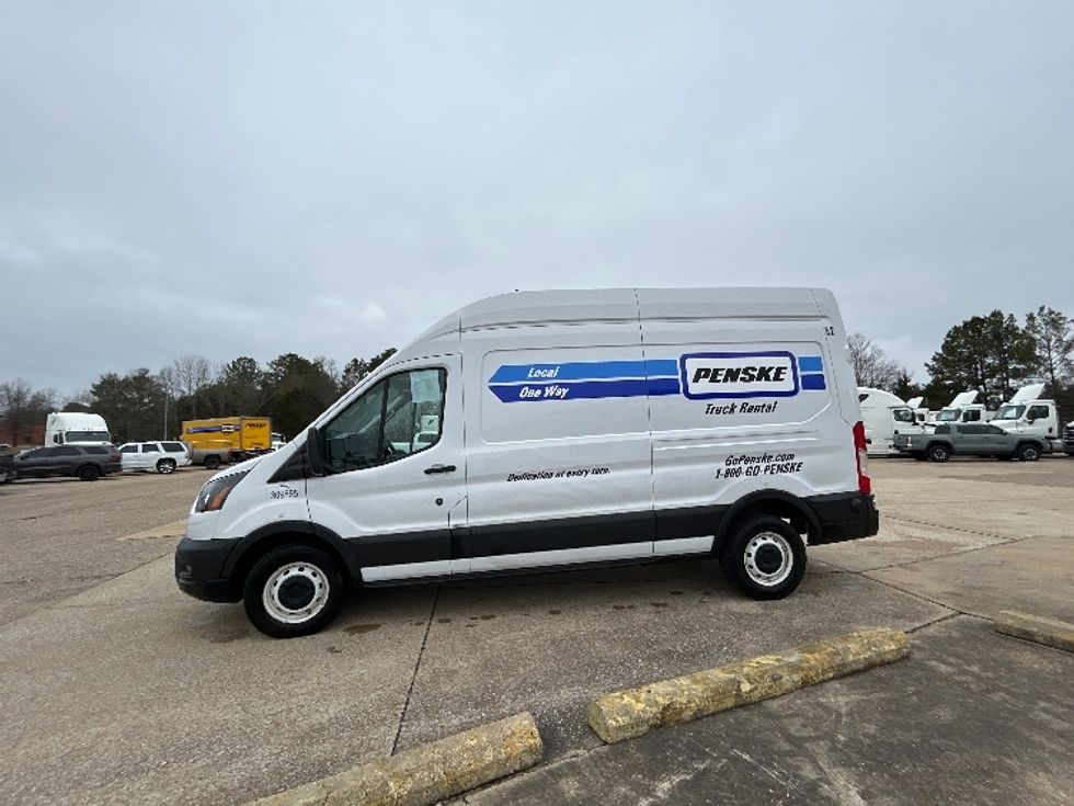 Cargo Van (Panel Van)-Light and Medium Duty Trucks-Ford-2023-Transit 250-Belden-MS-69,862\n\t\tmiles-$ 49,250 - Image 4