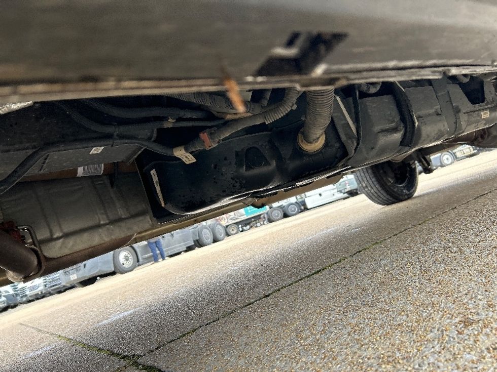 Cargo Van (Panel Van)-Light and Medium Duty Trucks-Ford-2023-Transit 250-Belden-MS-69,862\n\t\tmiles-$ 49,250 - Image 5