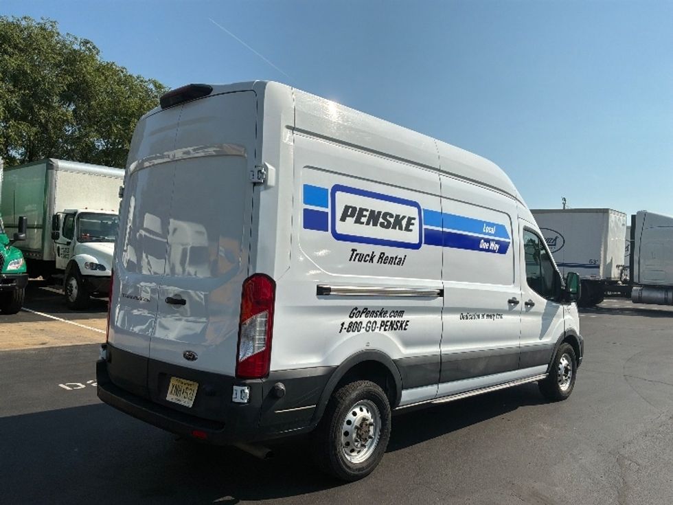Cargo Van (Panel Van)-Light and Medium Duty Trucks-Ford-2023-Transit 250-Bensalem-PA-68,588\n\t\tmiles-$ 46,500 - Image 12