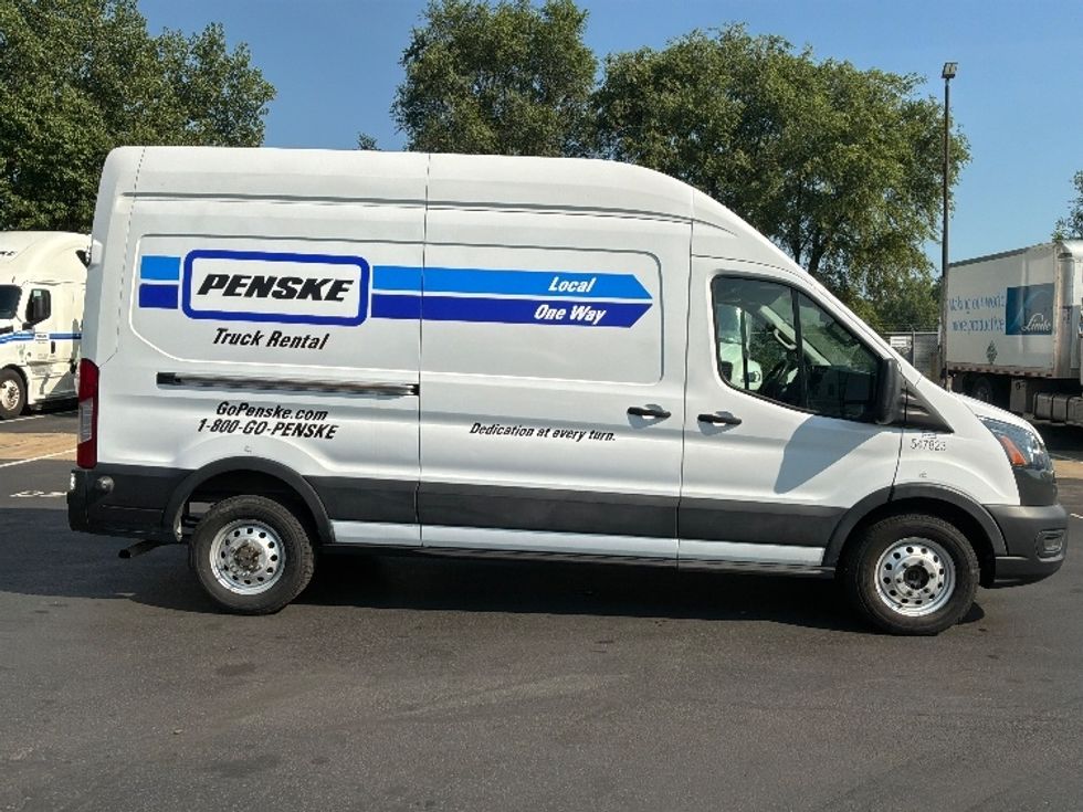Cargo Van (Panel Van)-Light and Medium Duty Trucks-Ford-2023-Transit 250-Bensalem-PA-68,588\n\t\tmiles-$ 46,500 - Image 14