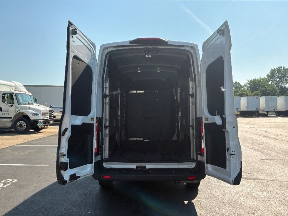 Cargo Van (Panel Van)-Light and Medium Duty Trucks-Ford-2023-Transit 250-Bensalem-PA-68,588\n\t\tmiles-$ 46,500 - Image 8