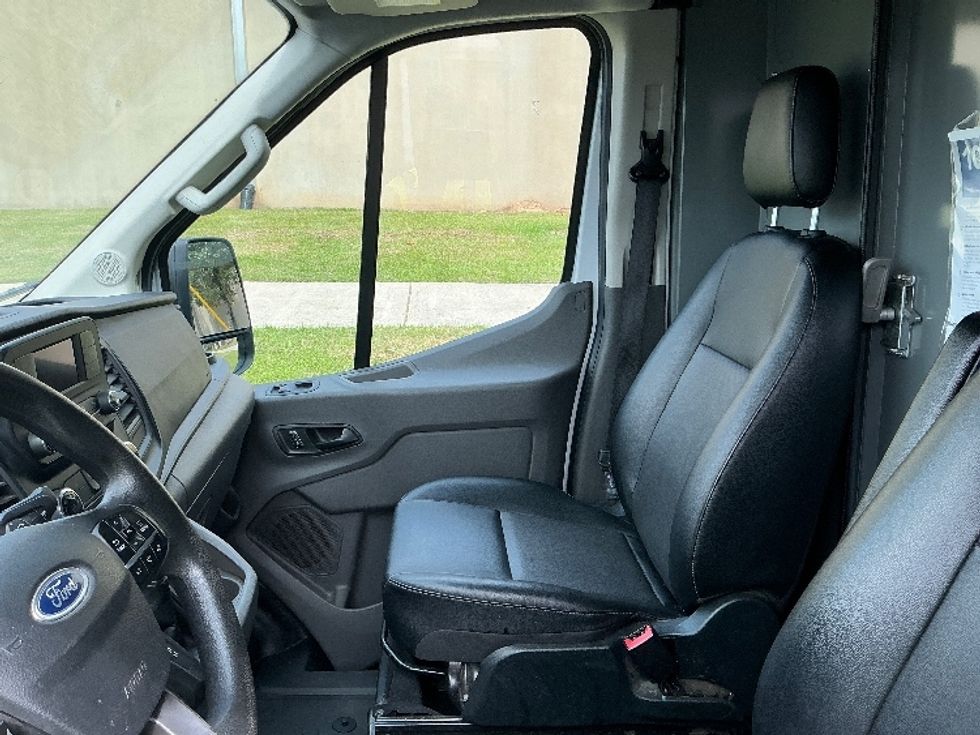 Cargo Van (Panel Van)-Light and Medium Duty Trucks-Ford-2023-Transit 250-Birmingham-AL-80,279\n\t\tmiles-$ 42,000 - Image 19