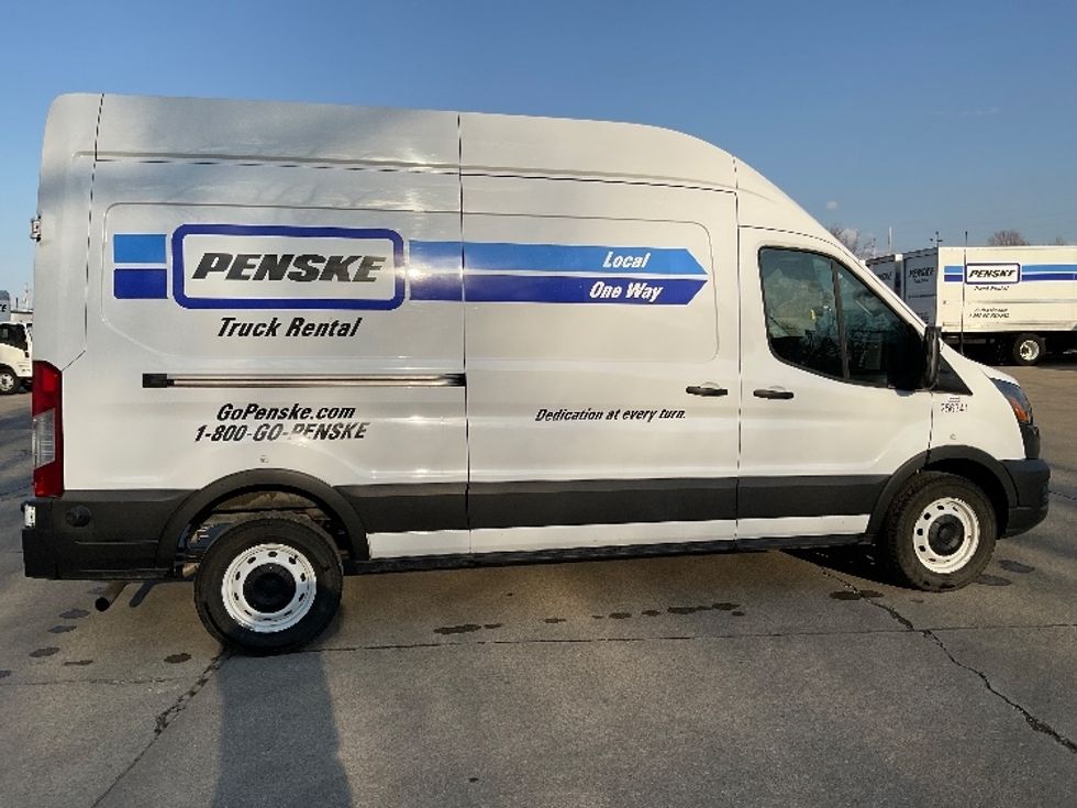Cargo Van (Panel Van)-Light and Medium Duty Trucks-Ford-2023-Transit 250-Bloomington-IN-36,279\n\t\tmiles-$ 44,500 - Image 14