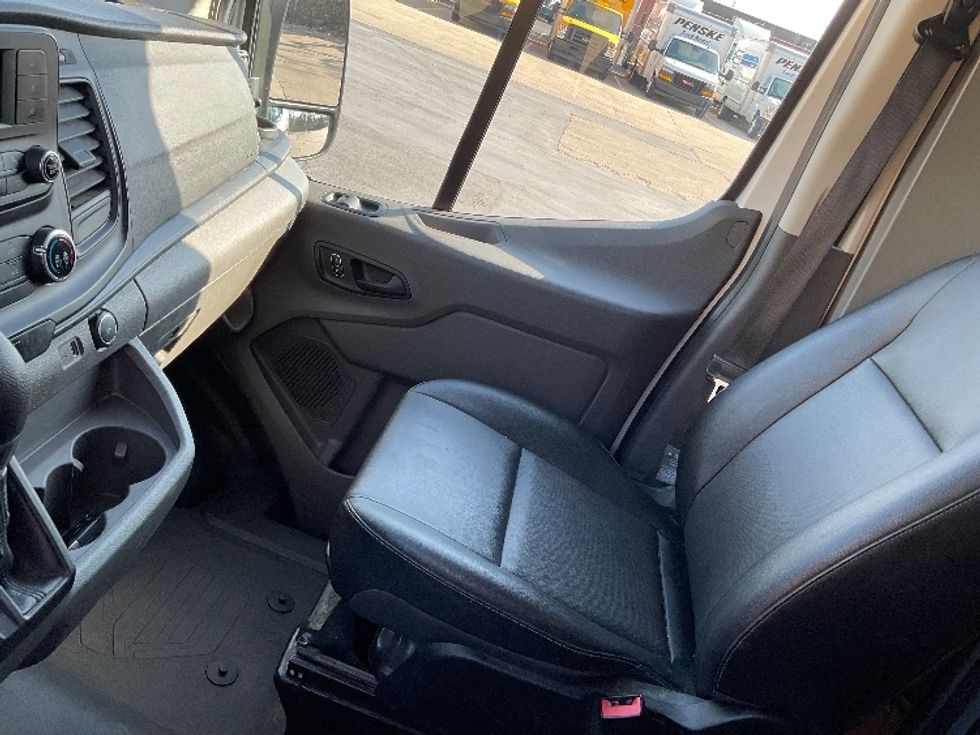 Cargo Van (Panel Van)-Light and Medium Duty Trucks-Ford-2023-Transit 250-Bloomington-IN-64,236\n\t\tmiles-$ 42,500 - Image 19