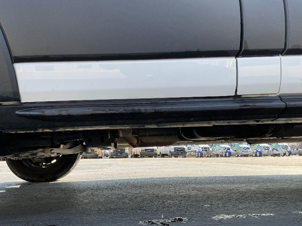 Cargo Van (Panel Van)-Light and Medium Duty Trucks-Ford-2023-Transit 250-Bloomington-IN-64,236\n\t\tmiles-$ 42,500 - Image 5