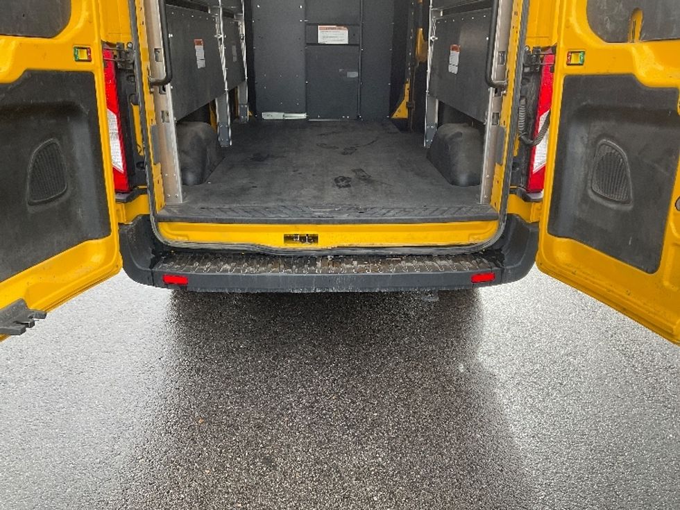 Cargo Van (Panel Van)-Light and Medium Duty Trucks-Ford-2023-Transit 250-Boise-ID-33,345\n\t\tmiles-$ 47,500 - Image 9