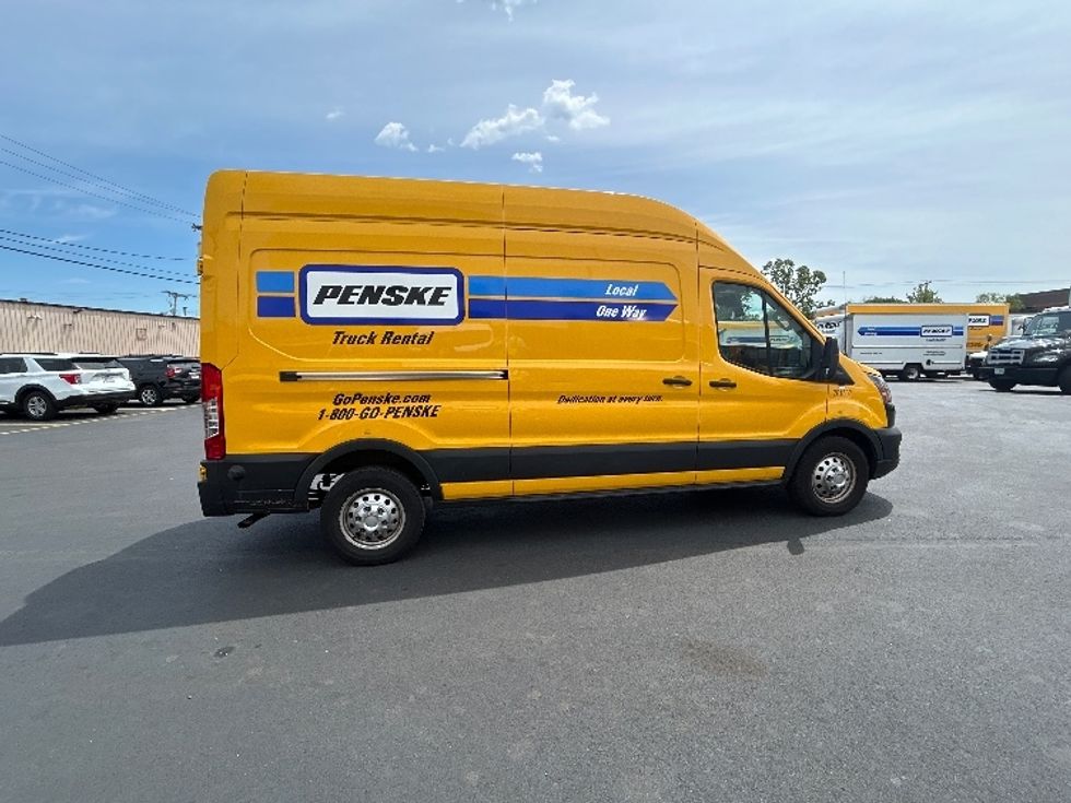 Cargo Van (Panel Van)-Light and Medium Duty Trucks-Ford-2023-Transit 250-Braintree-MA-80,382\n\t\tmiles-$ 42,250 - Image 14