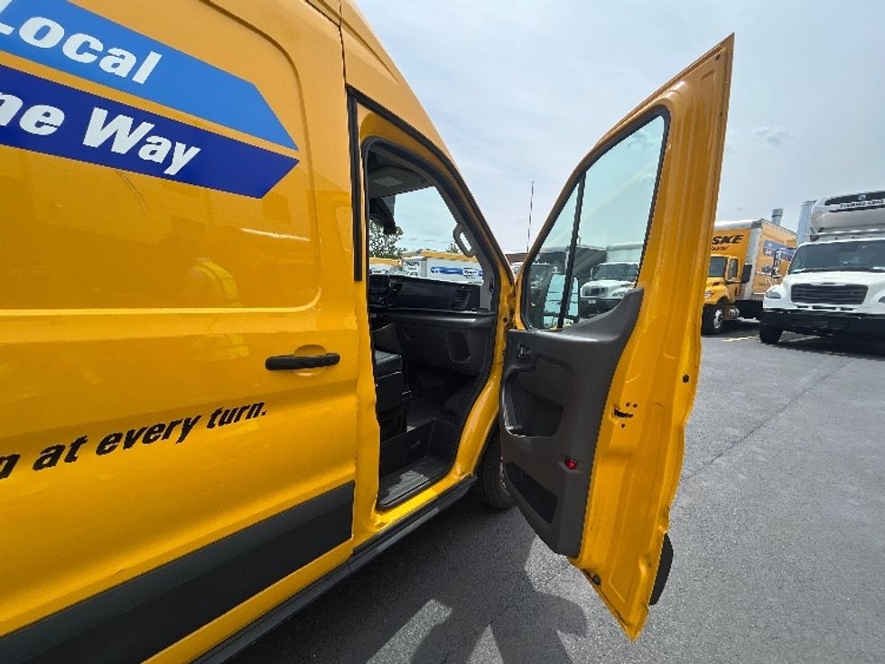 Cargo Van (Panel Van)-Light and Medium Duty Trucks-Ford-2023-Transit 250-Braintree-MA-80,382\n\t\tmiles-$ 42,250 - Image 19
