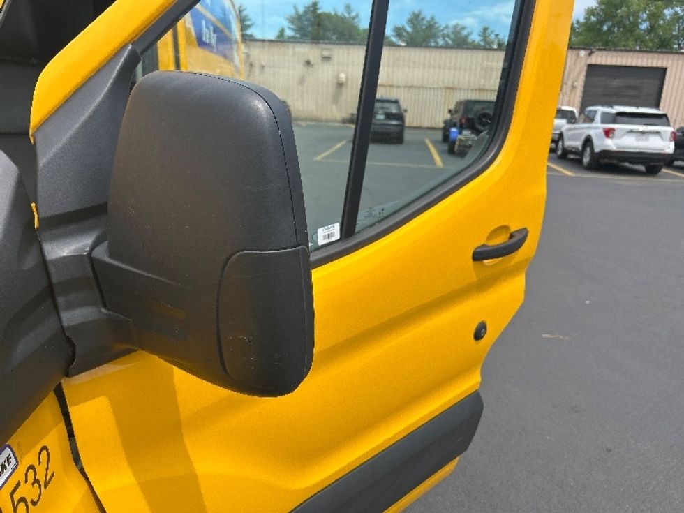 Cargo Van (Panel Van)-Light and Medium Duty Trucks-Ford-2023-Transit 250-Braintree-MA-80,382\n\t\tmiles-$ 42,250 - Image 24