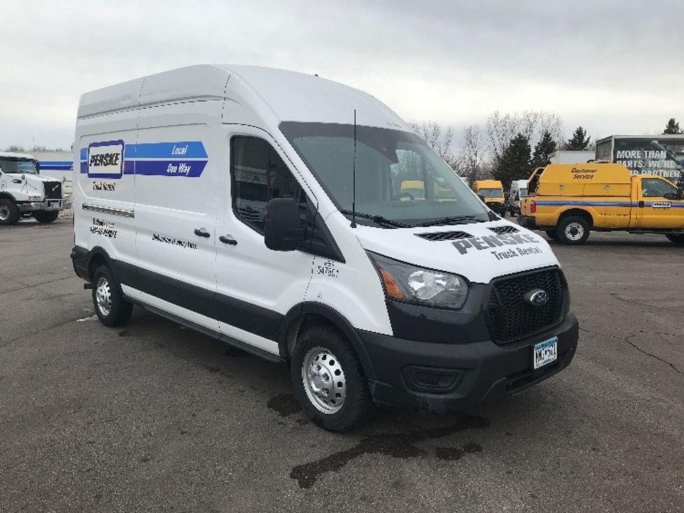 Cargo Van (Panel Van)-Light and Medium Duty Trucks-Ford-2023-Transit 250-Brooklyn Park-MN-30,791\n\t\tmiles-$ 57,500 - Image 1