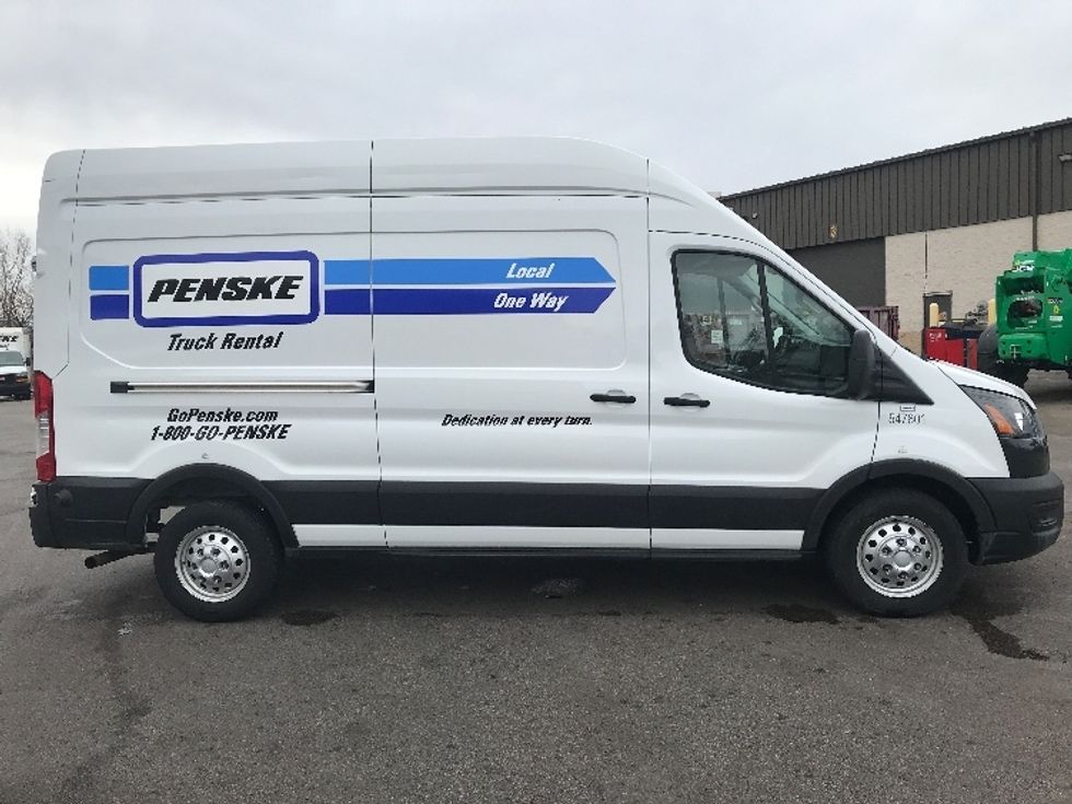 Cargo Van (Panel Van)-Light and Medium Duty Trucks-Ford-2023-Transit 250-Brooklyn Park-MN-30,791\n\t\tmiles-$ 57,500 - Image 13