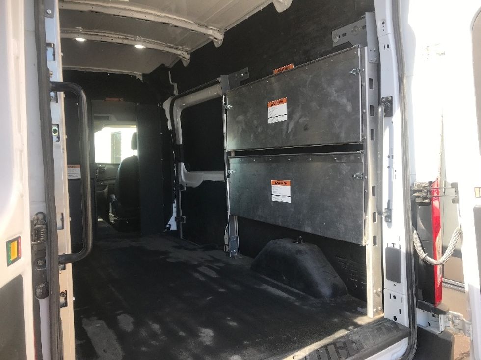 Cargo Van (Panel Van)-Light and Medium Duty Trucks-Ford-2023-Transit 250-Brooklyn Park-MN-38,887\n\t\tmiles-$ 51,500 - Image 12