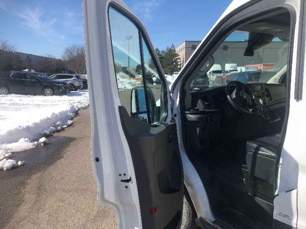 Cargo Van (Panel Van)-Light and Medium Duty Trucks-Ford-2023-Transit 250-Brooklyn Park-MN-38,887\n\t\tmiles-$ 51,500 - Image 16
