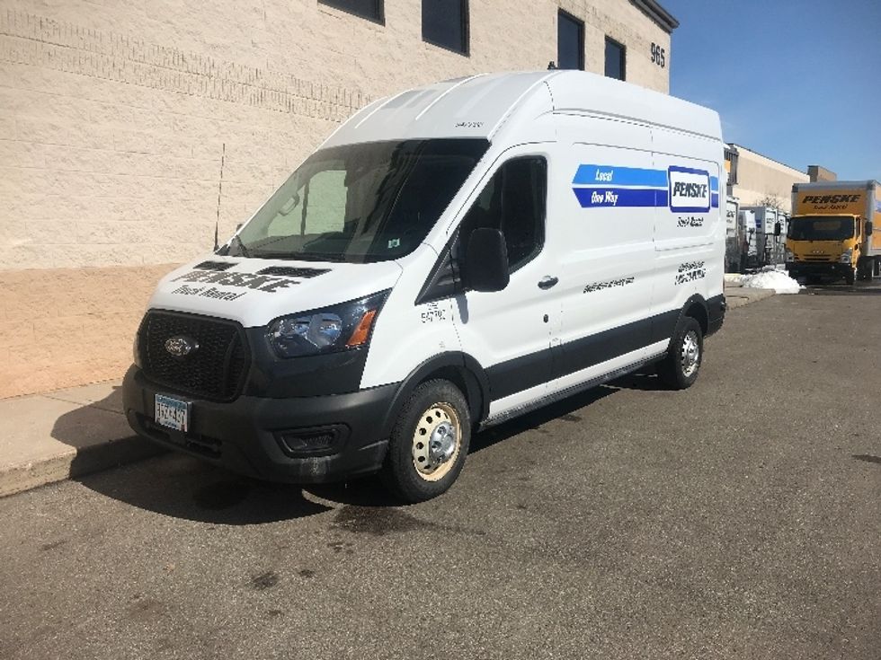 Cargo Van (Panel Van)-Light and Medium Duty Trucks-Ford-2023-Transit 250-Brooklyn Park-MN-38,887\n\t\tmiles-$ 51,500 - Image 3