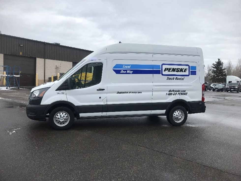 Cargo Van (Panel Van)-Light and Medium Duty Trucks-Ford-2023-Transit 250-Brooklyn Park-MN-41,733\n\t\tmiles-$ 56,250 - Image 4