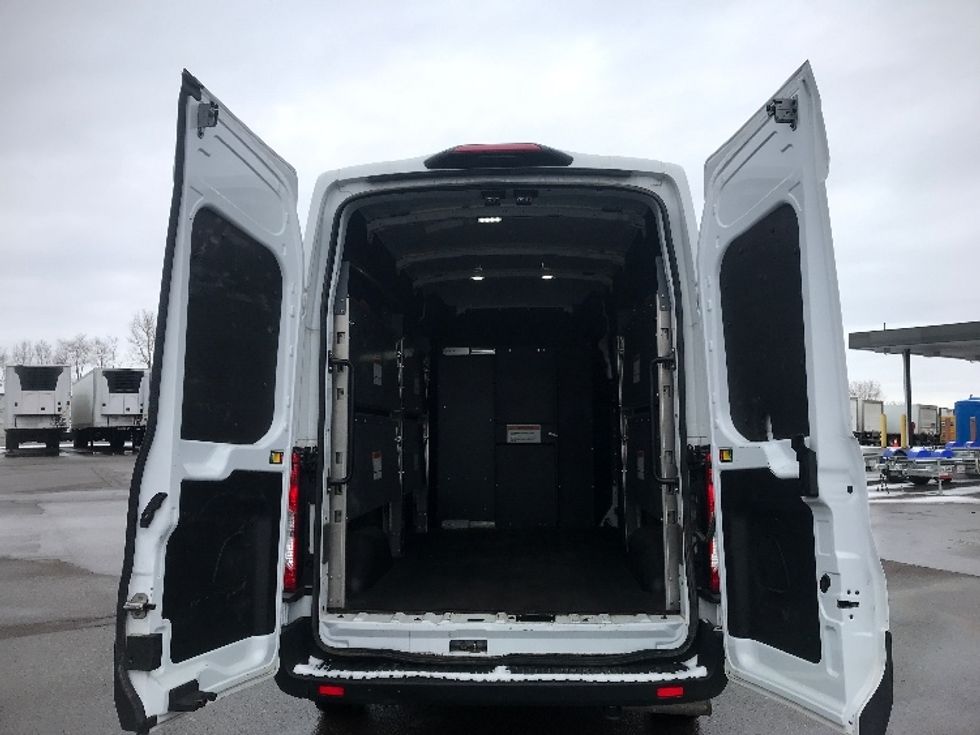 Cargo Van (Panel Van)-Light and Medium Duty Trucks-Ford-2023-Transit 250-Brooklyn Park-MN-41,733\n\t\tmiles-$ 56,250 - Image 9